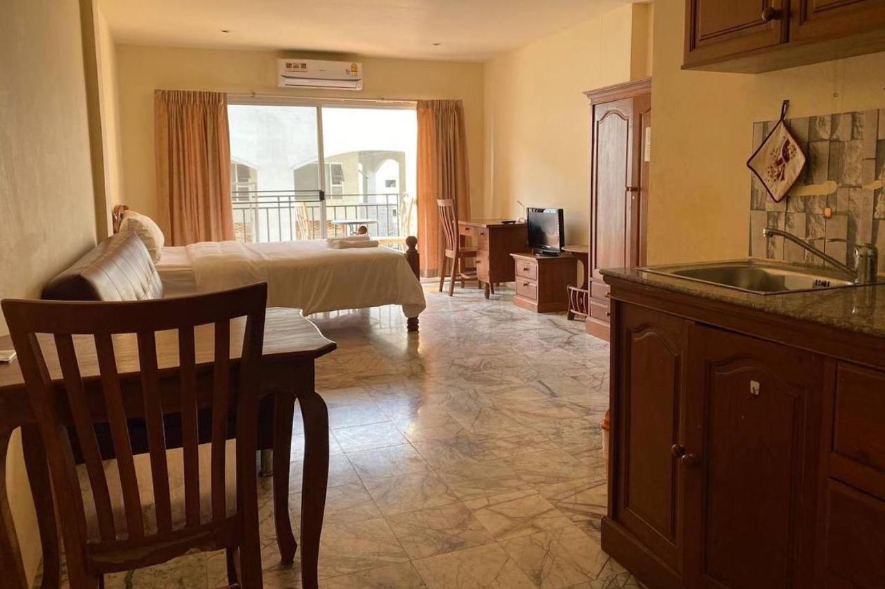 Orange Jomtien Otel Dış mekan fotoğraf