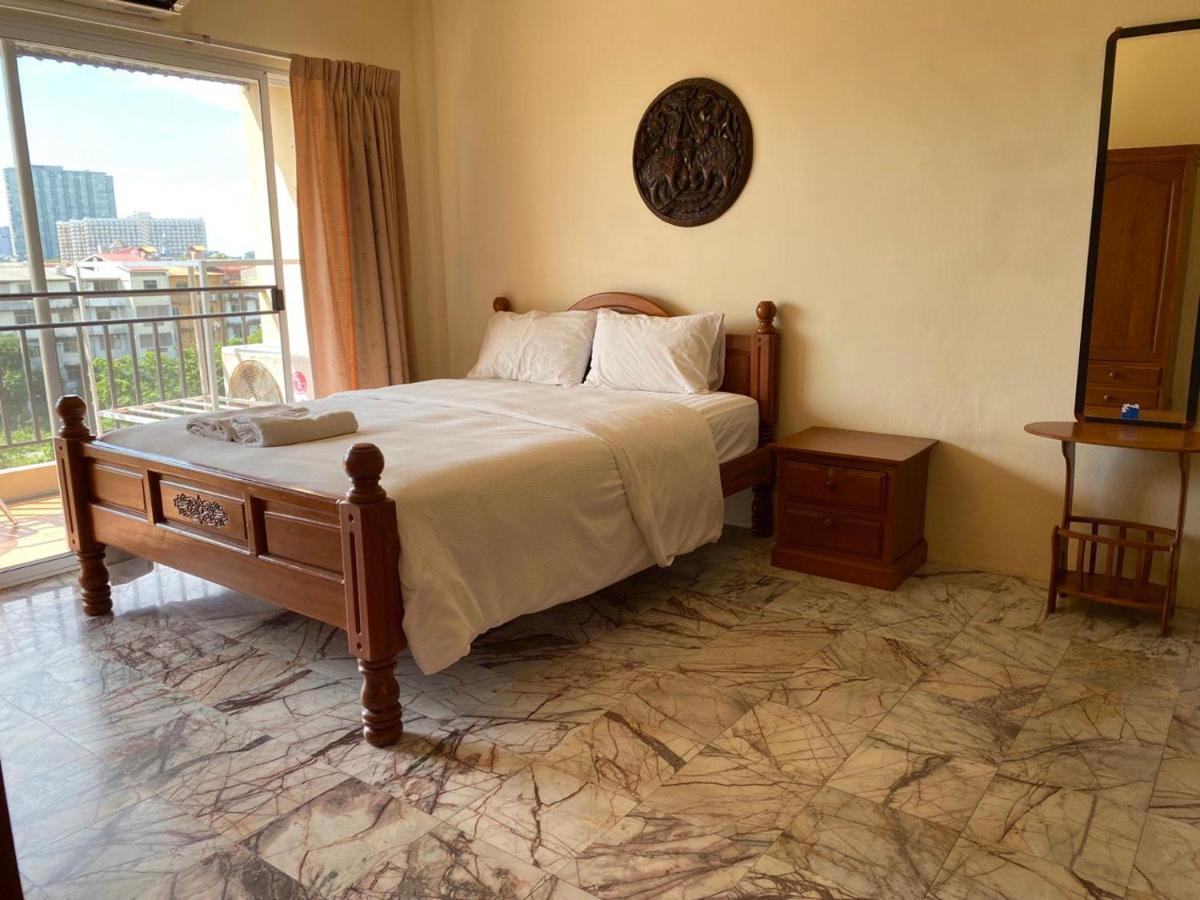 Orange Jomtien Otel Dış mekan fotoğraf