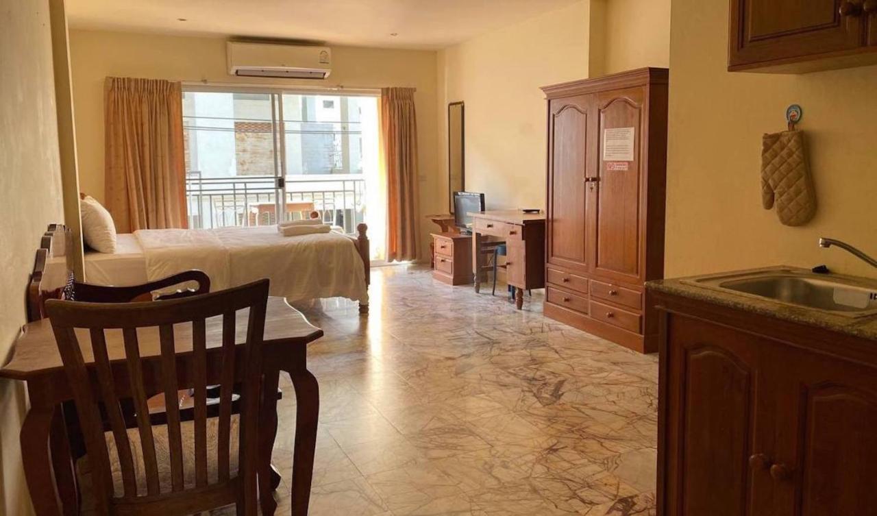 Orange Jomtien Otel Dış mekan fotoğraf